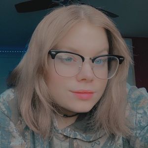 Meet your Posher, Alie